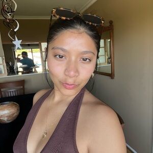 Meet your Posher, Marcela